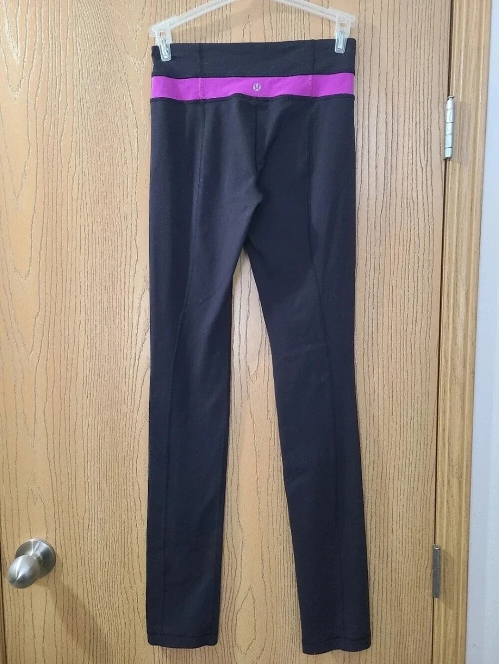 lululemon athletica minor pilling